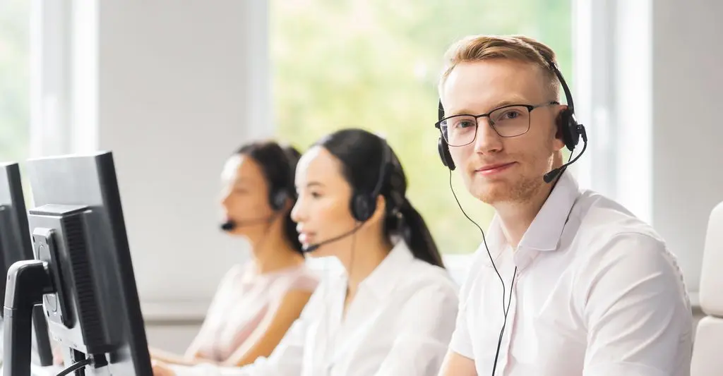 How to structure your customer service department